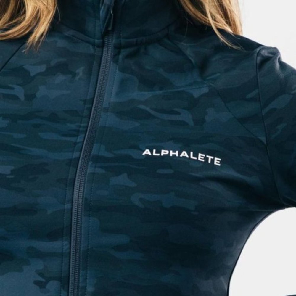 NEW ALPHALETE WOMEN'S PREMIUM CROP JACKET Navy Camo - Picture 4 of 8